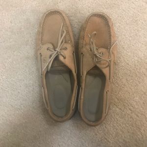 Tan Sperry boat shoes